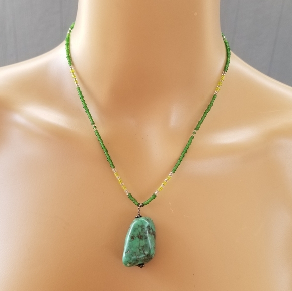 VINTAGE GENUINE TURQUOISE PENDANT SEED BEAD & STERLING SILVER NECKLACE - Picture 1 of 6